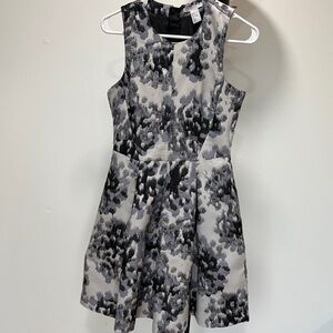 H&M Black and Gray Patterned Midi Dress